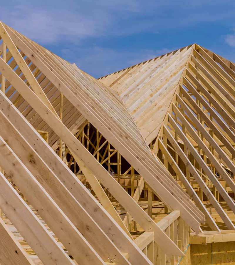 Charpente - PCK COUVREUR PARIS : artisan charpentier sur paris (75) : Pose et rénovation de charpente : traditionnelle, à fermettes … du massif au lamellé-collé. Traitement des bois de charpente et menuiserie. Intervention dans tous les arrondissements de Paris (75)