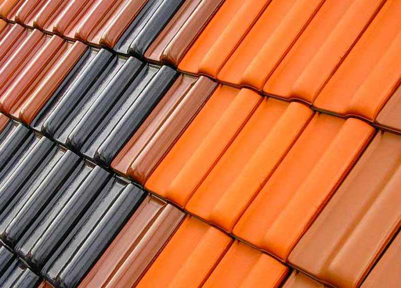 Nettoyage toiture - PCK COUVREUR PARIS (75) : artisan couvreur sur Paris (75). Nettoyage, démoussage traitement anti-mousse toiture. peinture hydrofuge toit : Intervention dans tous les arrondissements de Paris (75)