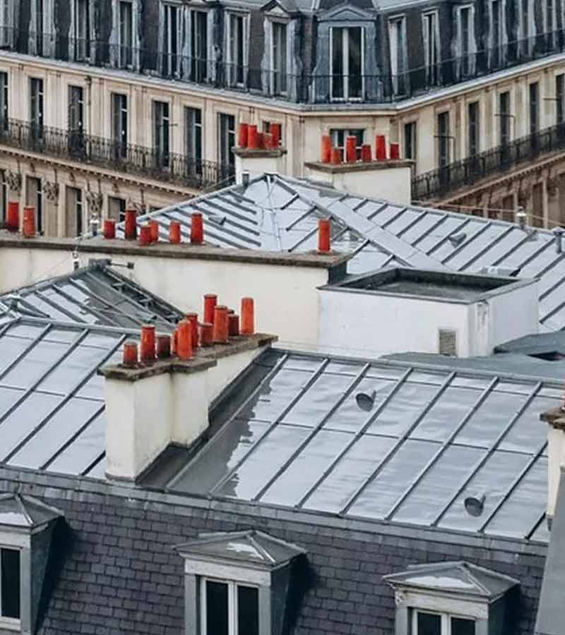 Zinguerie  - PCK COUVREUR PARIS (75) couvreur zingueur sur Paris (75). Zinguerie : Pose et rénovation de toiture en zinc. Pose gouttières, chéneaux, bande de rives, solin, abergement de cheminée … sur Paris (75)